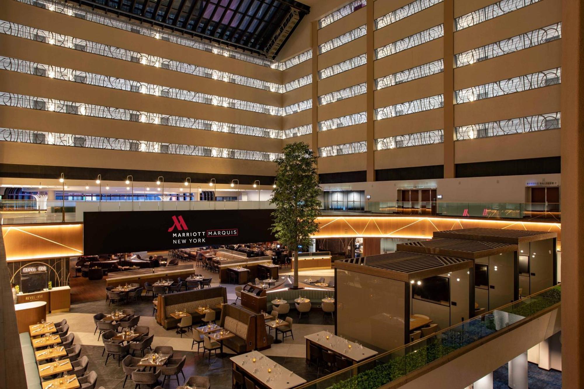 Hotel New York Marriott Marquis Exterior foto The hotel's atrium